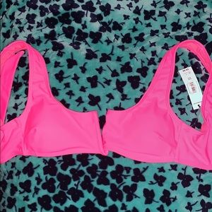 Hot pink bikini top 💖💕🦩